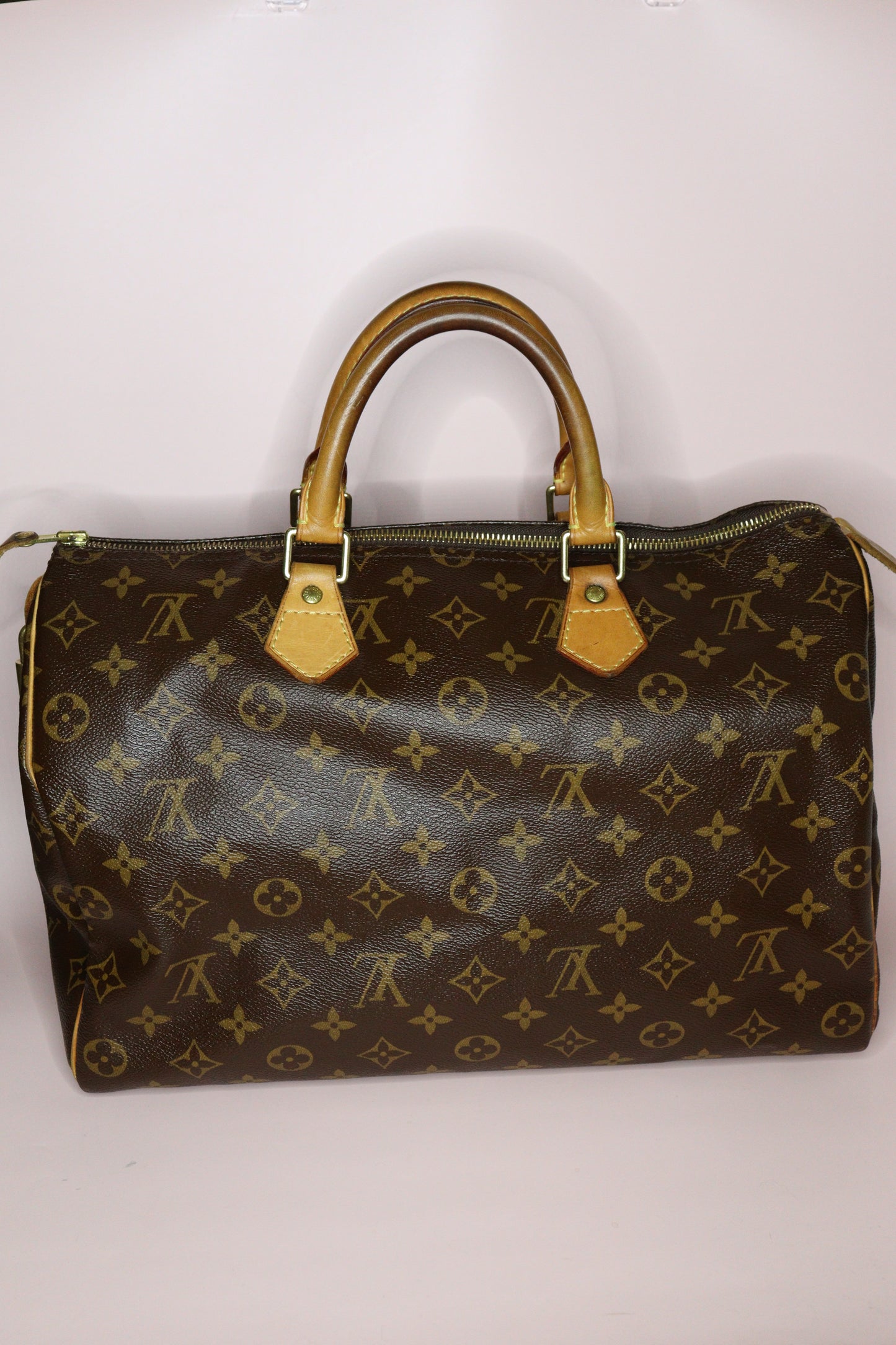 Louis Vuitton Speedy 35