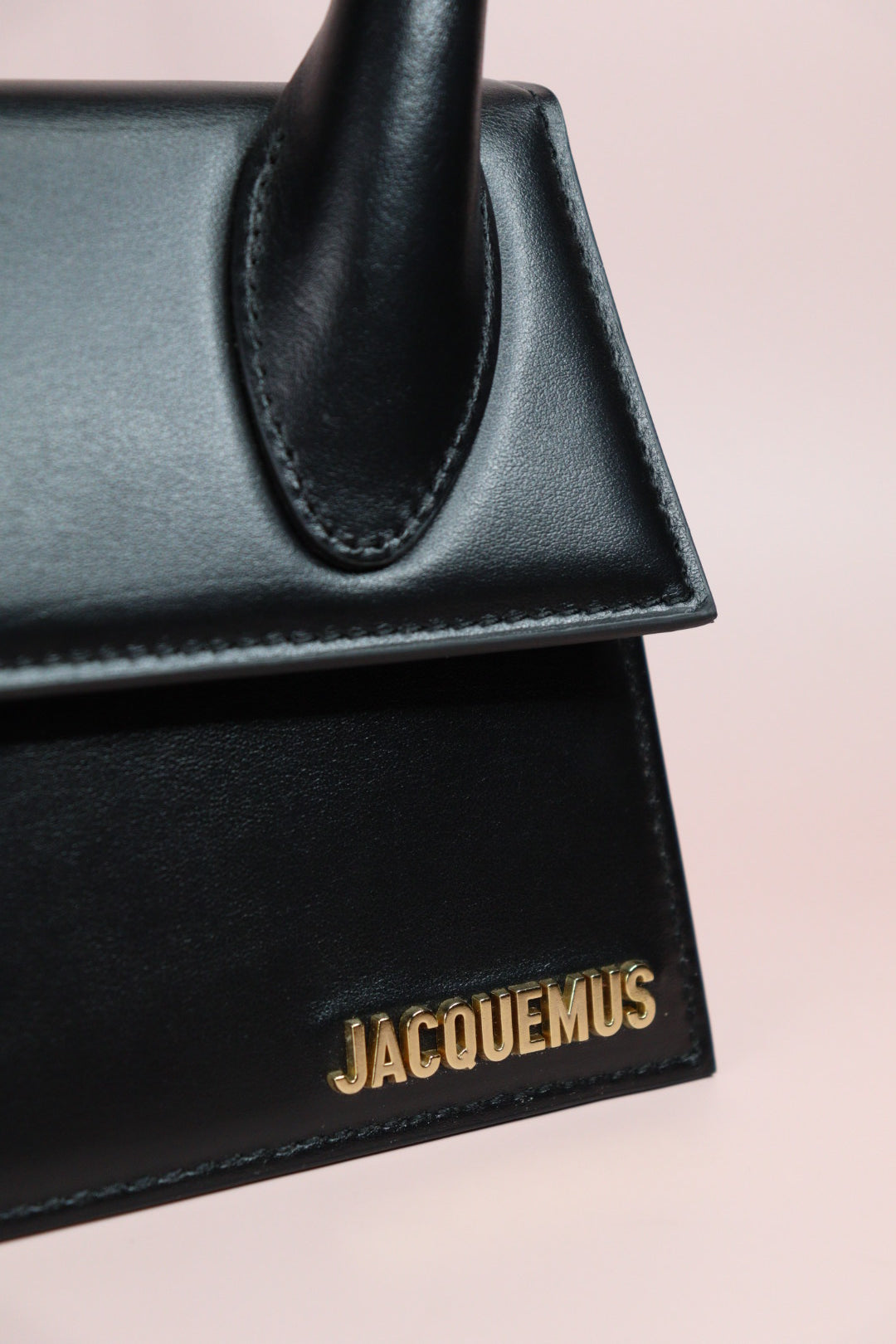 Jacquemus Le Chiquito Moyen