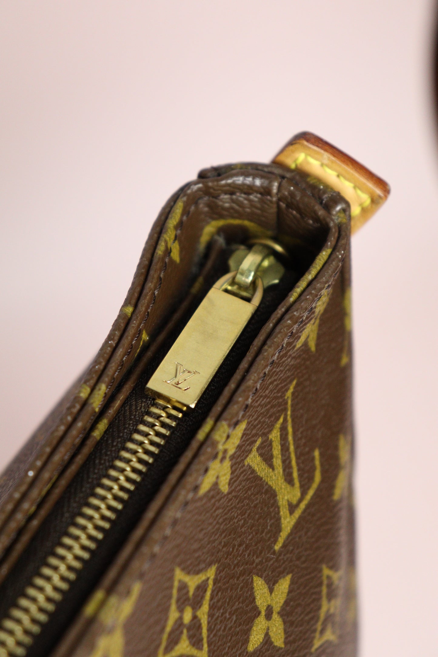 Louis Vuitton Looping MM