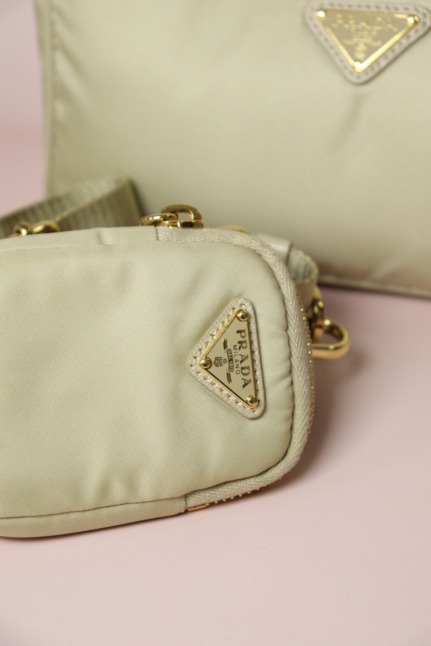 Prada Re-Edition 2005 Nylon