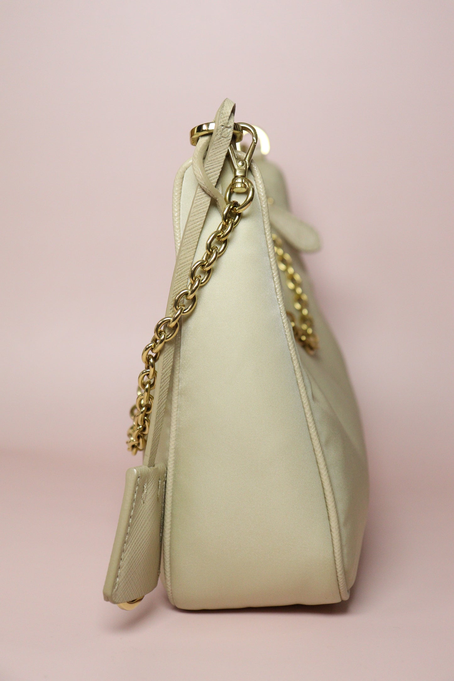 Prada Re-Edition 2005 Nylon