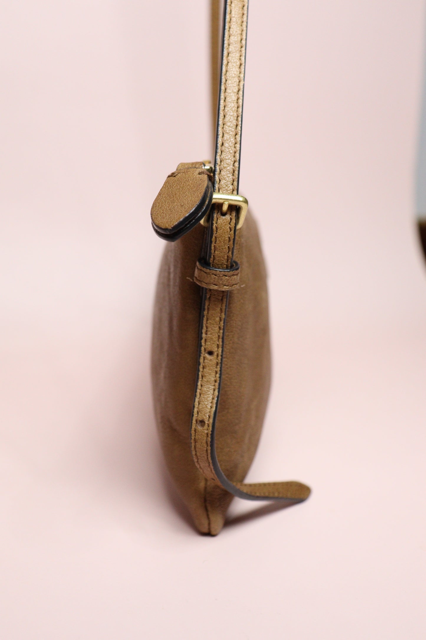 Miu Miu Logo-Lettering Pochette