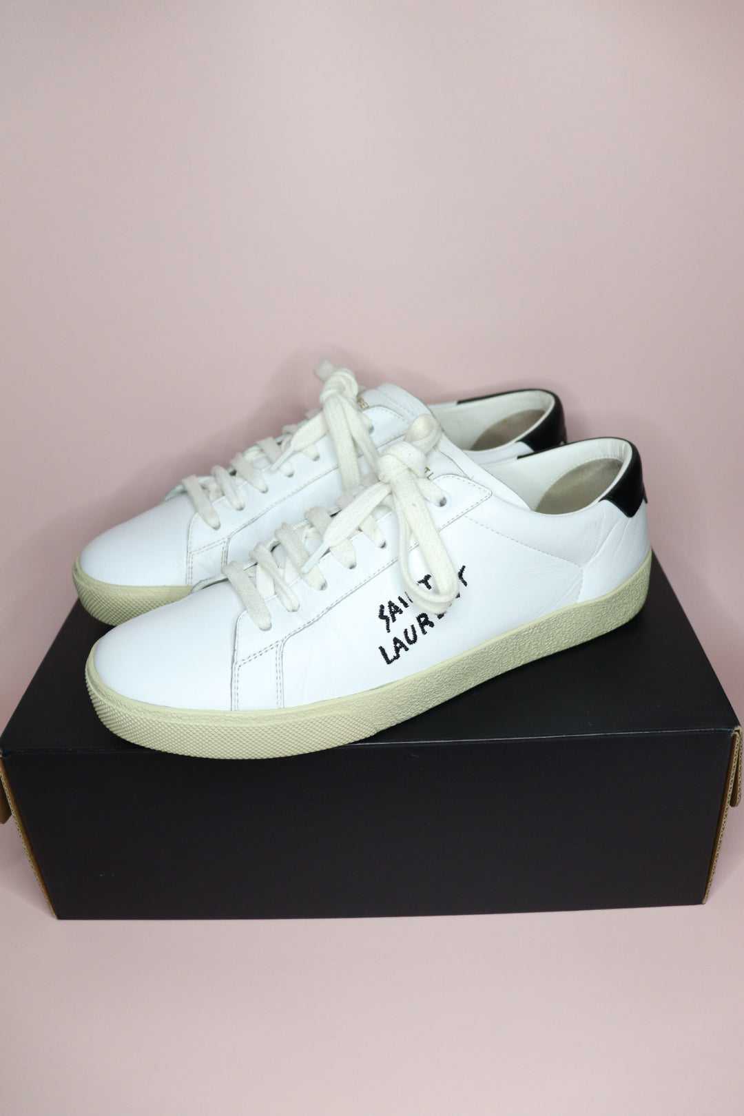 Saint Laurent Classic Sl/06 Sneakers