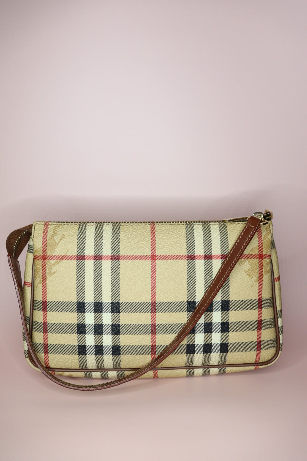 Burberry Classic Pochette