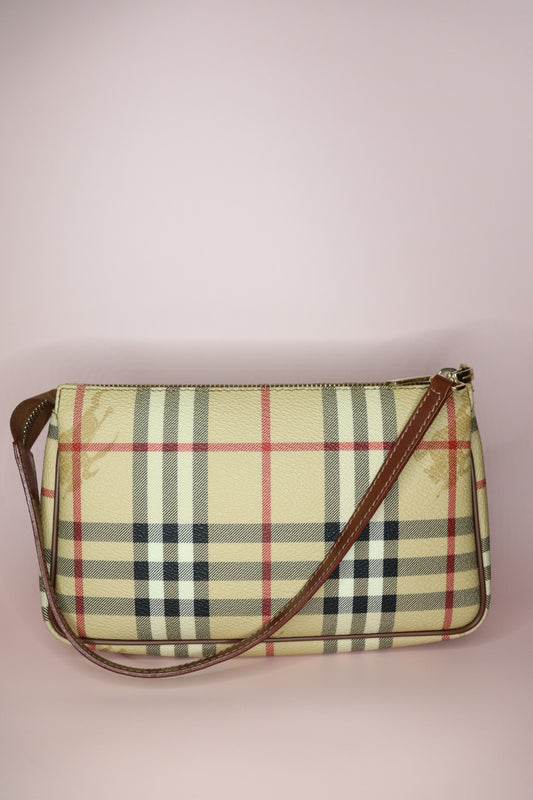 Burberry Classic Pochette