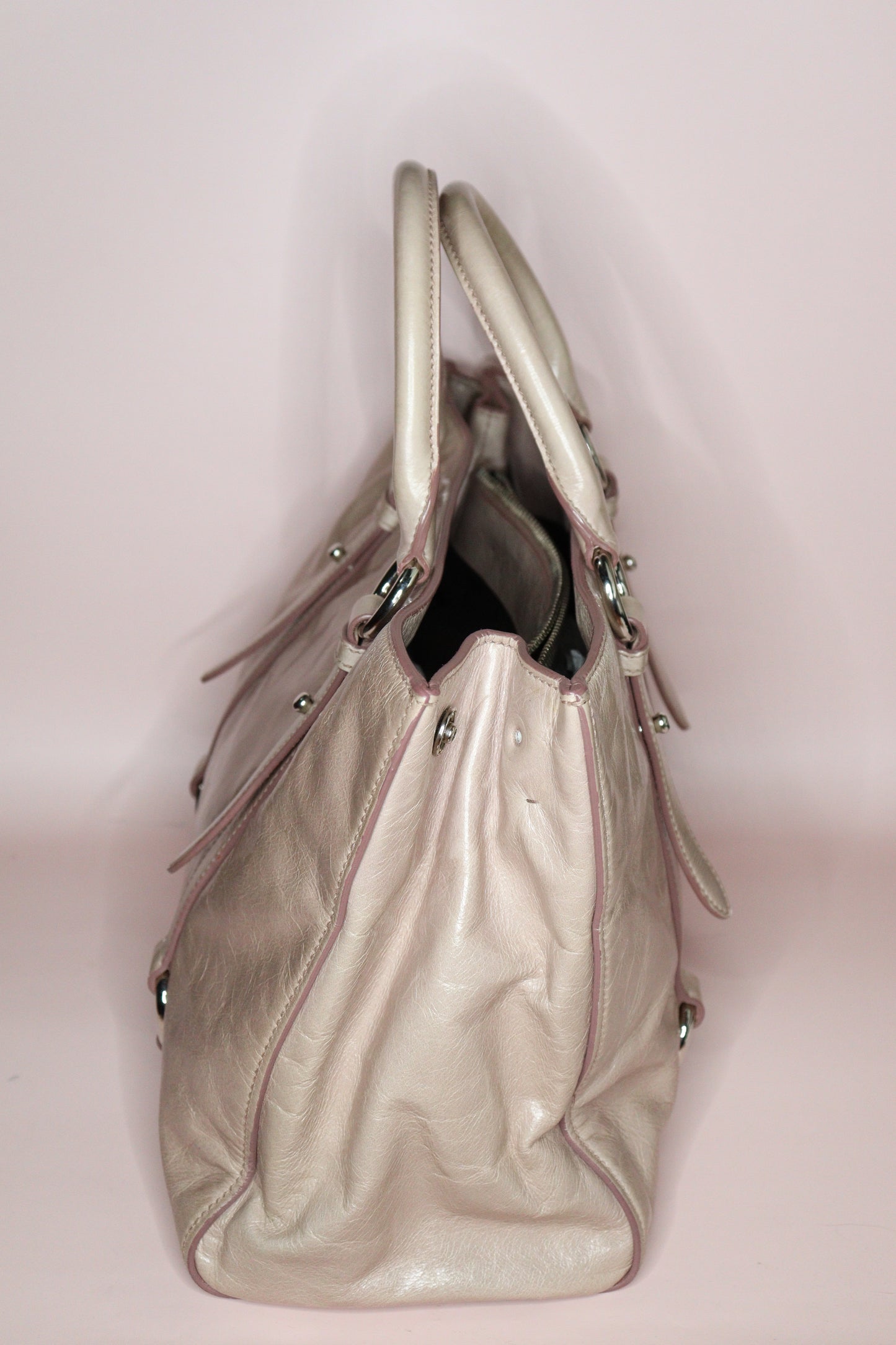 Miu Miu Vitello Shine