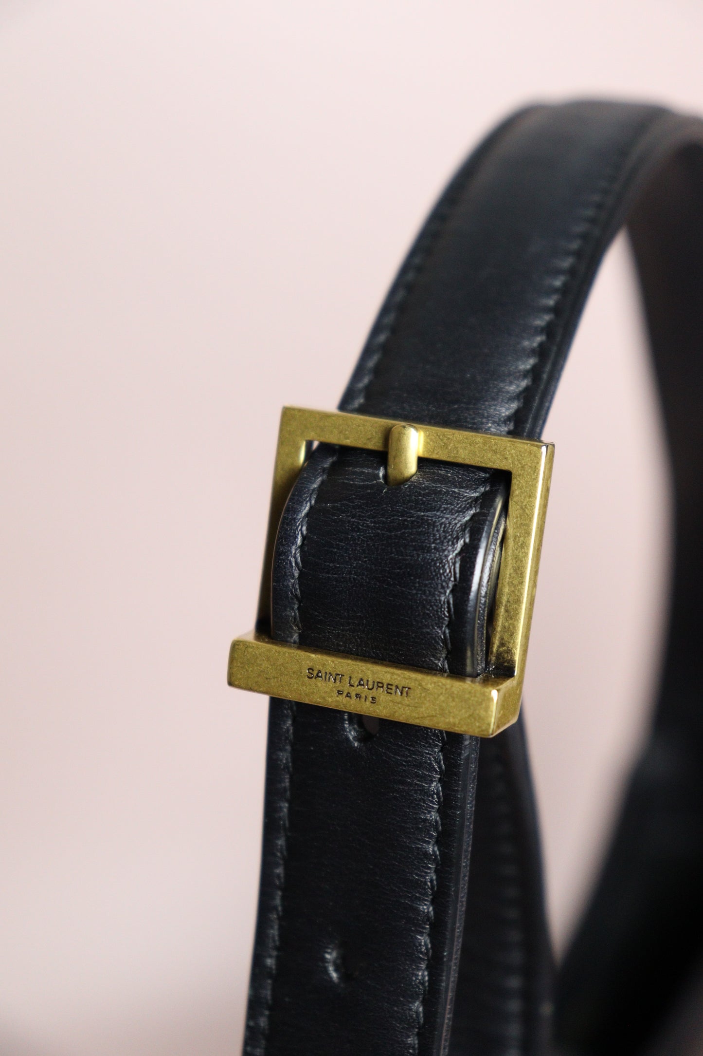 Saint Laurent Le 5 à 7 Hobo