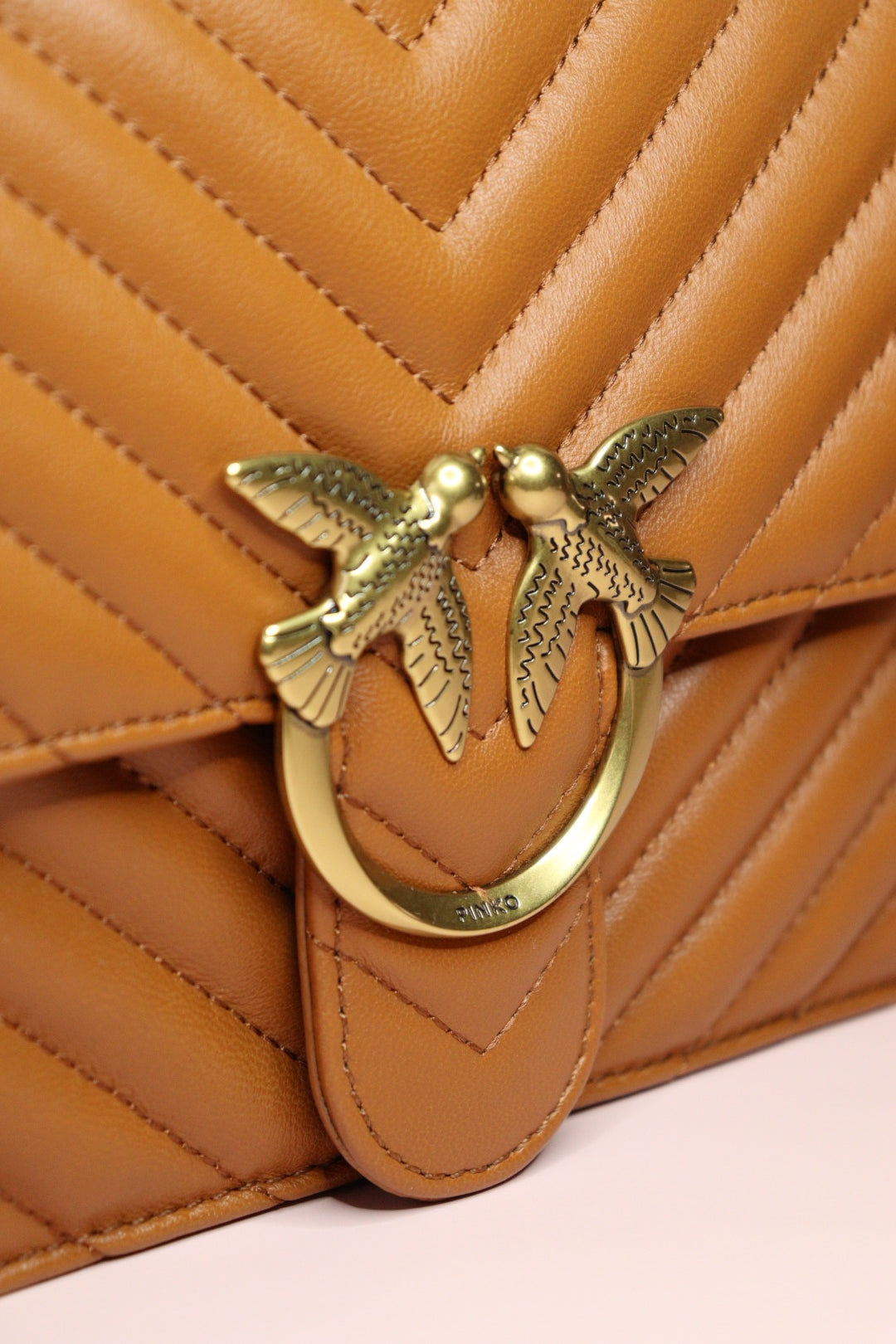 Pinko Classic Love Bag One
Chevron