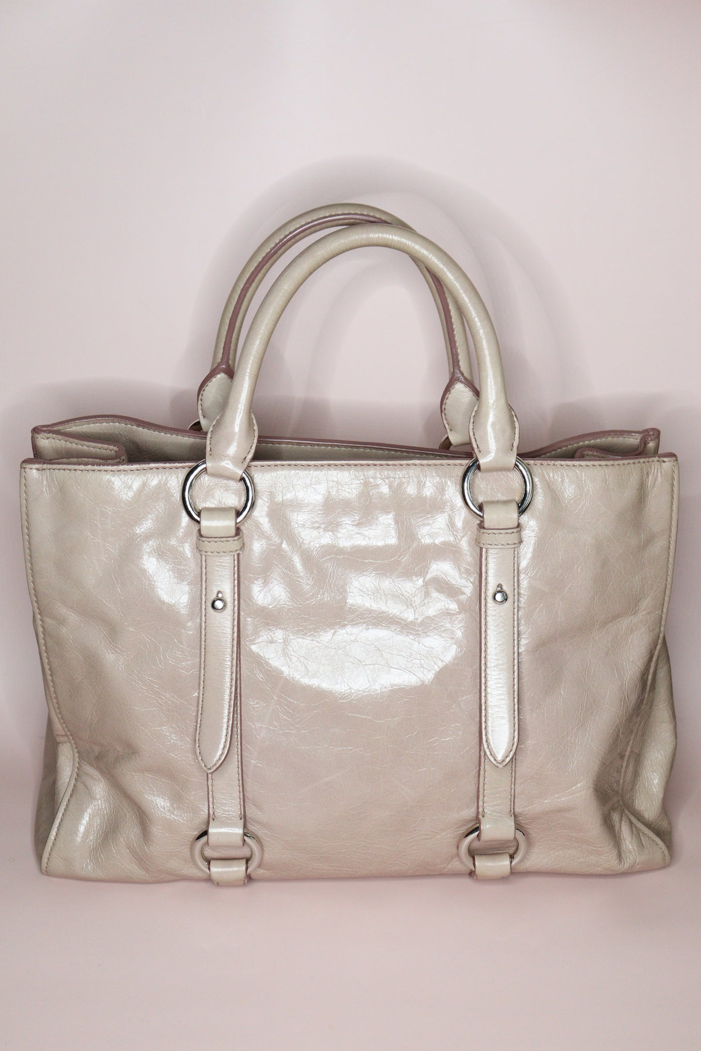 Miu Miu Vitello Shine