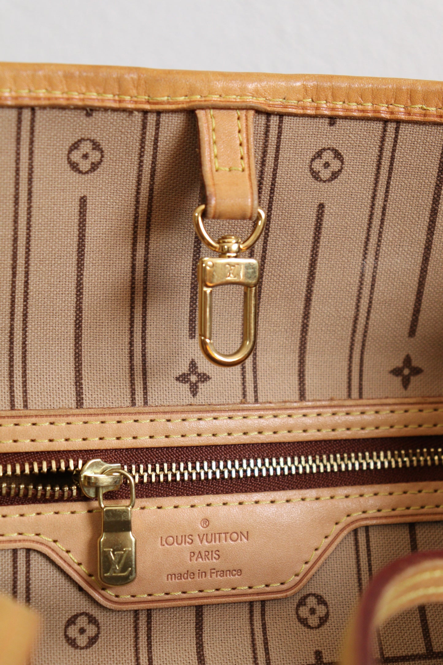 Louis Vuitton Neverfull MM
