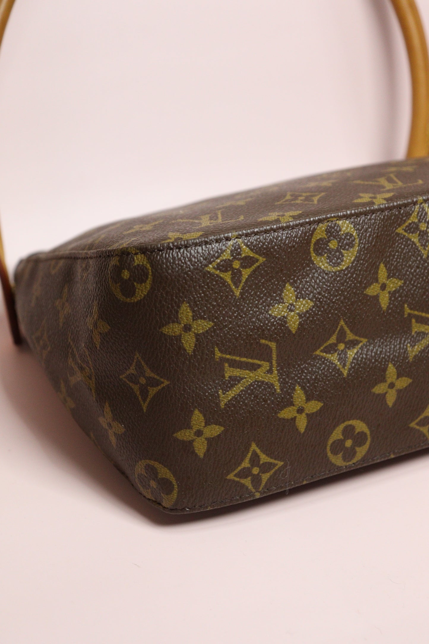 Louis Vuitton Looping MM