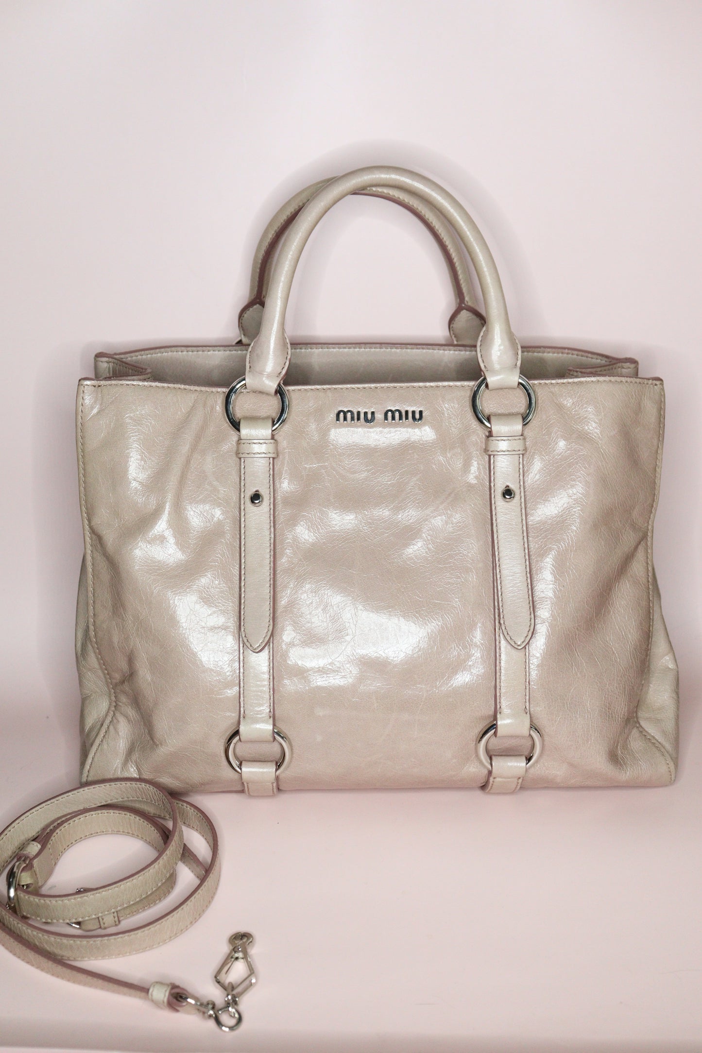 Miu Miu Vitello Shine