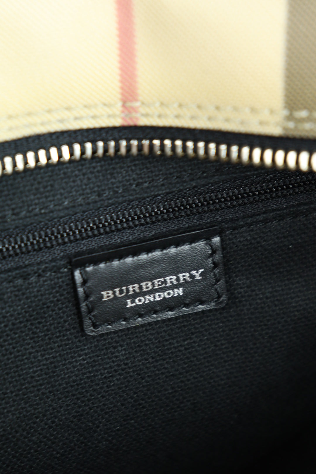 Burberry Pochette