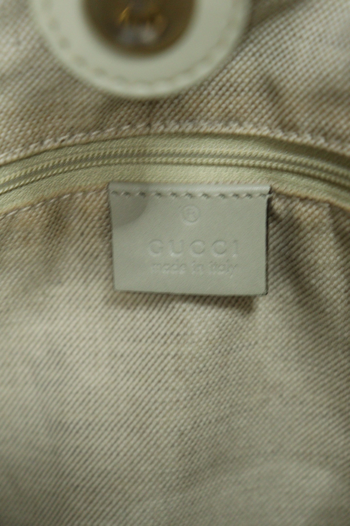 Gucci Sukey Medium Tote