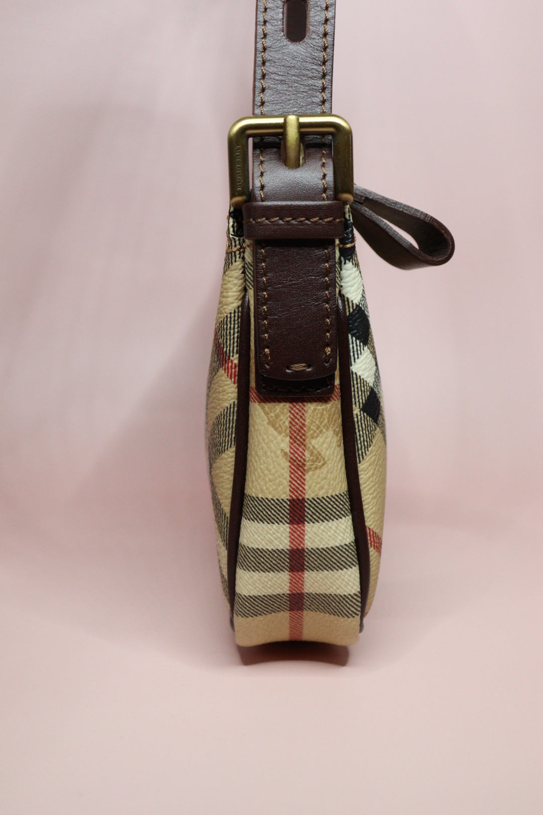 Burberry Classic Pochette