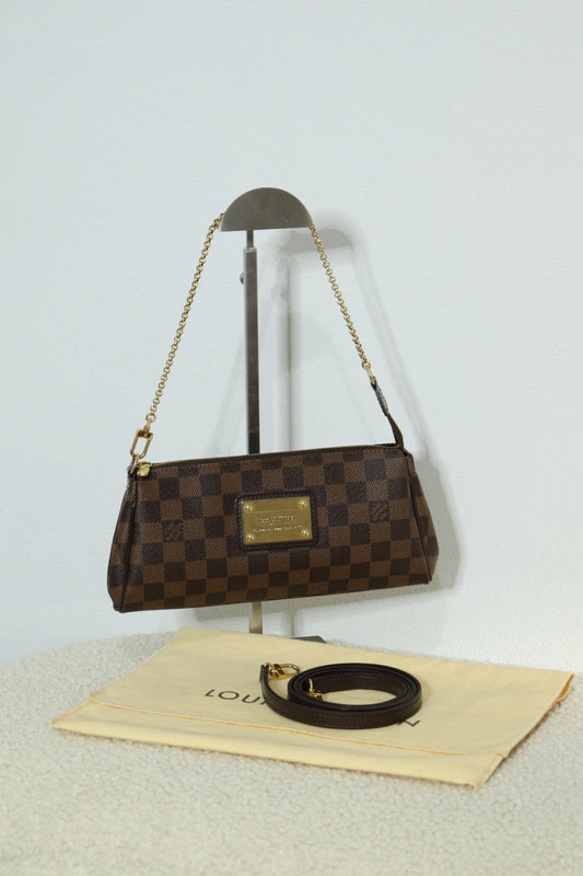 Louis Vuitton Pochette Eva