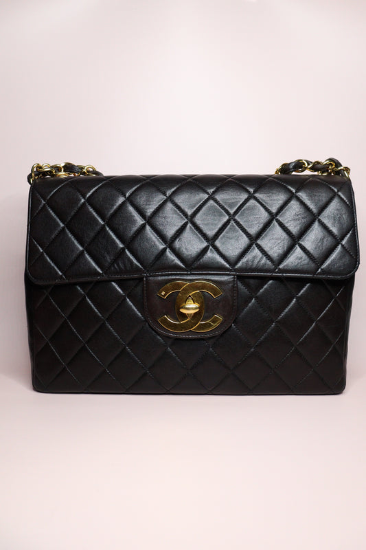 Chanel Classic Flap Jumbo