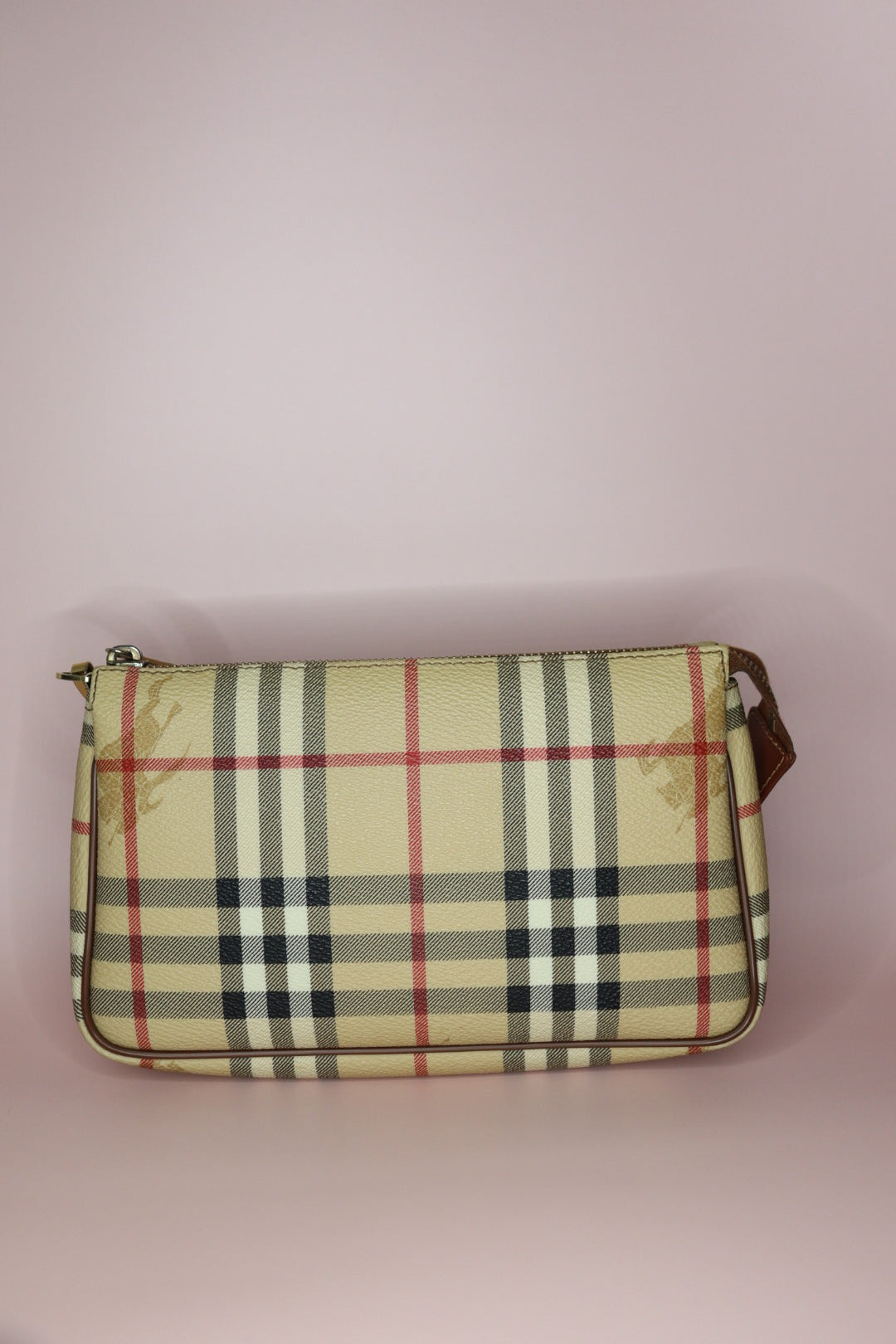 Burberry Classic Pochette