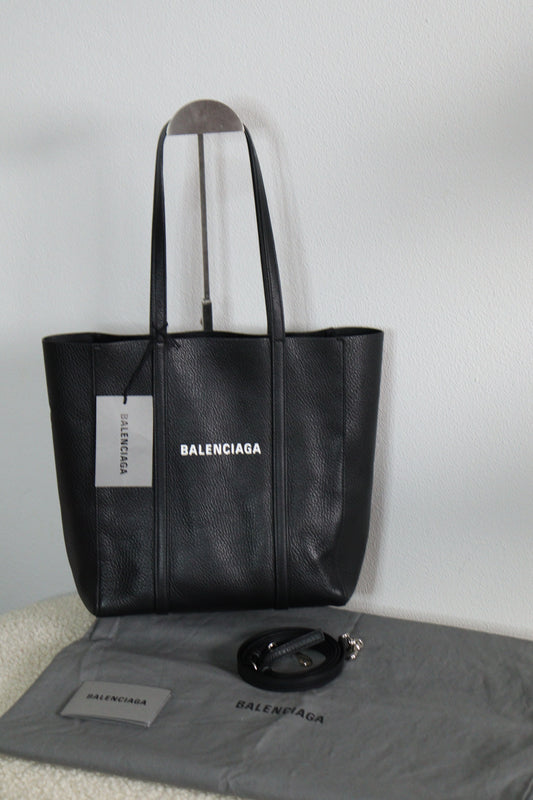 Balenciaga Everyday Tote