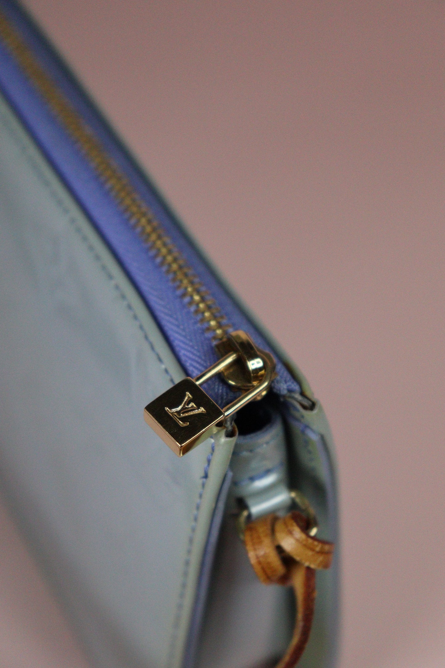 Louis Vuitton Lexington Pochette