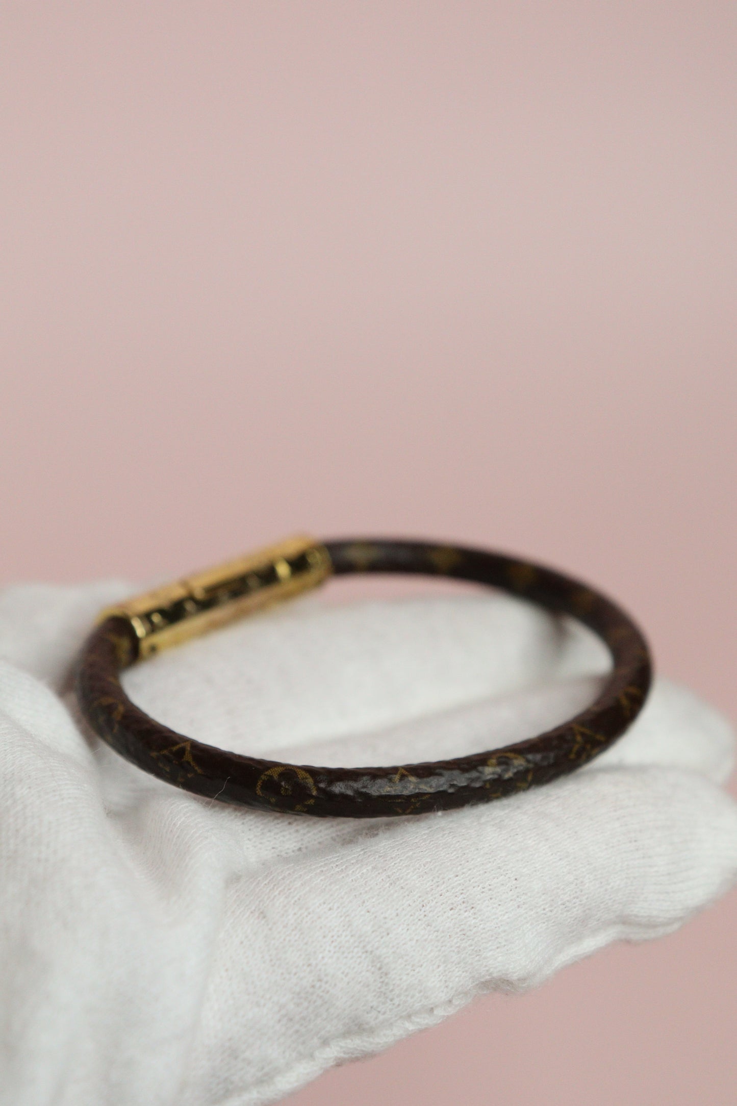 Louis Vuitton Bracelet Confidential