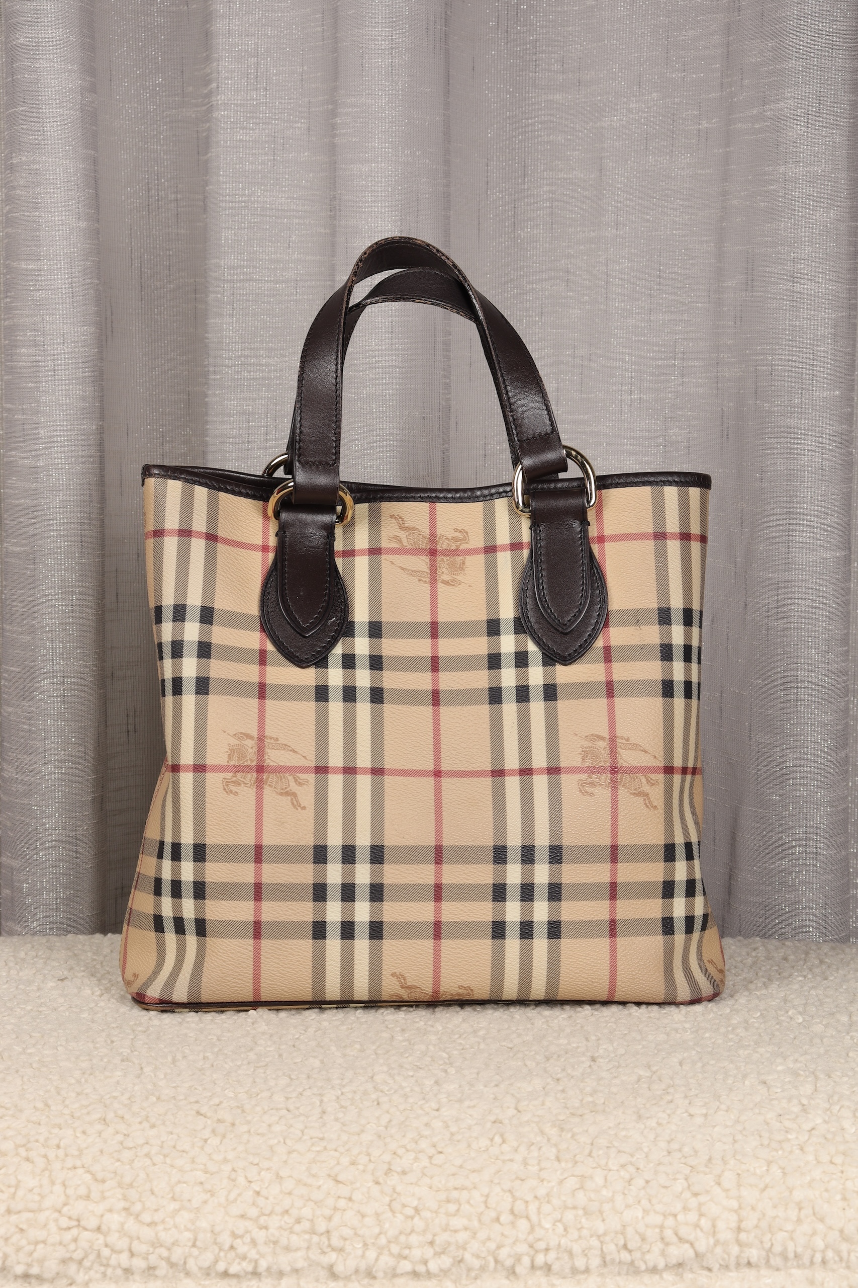 Burberry Medium Tote | Haymarket