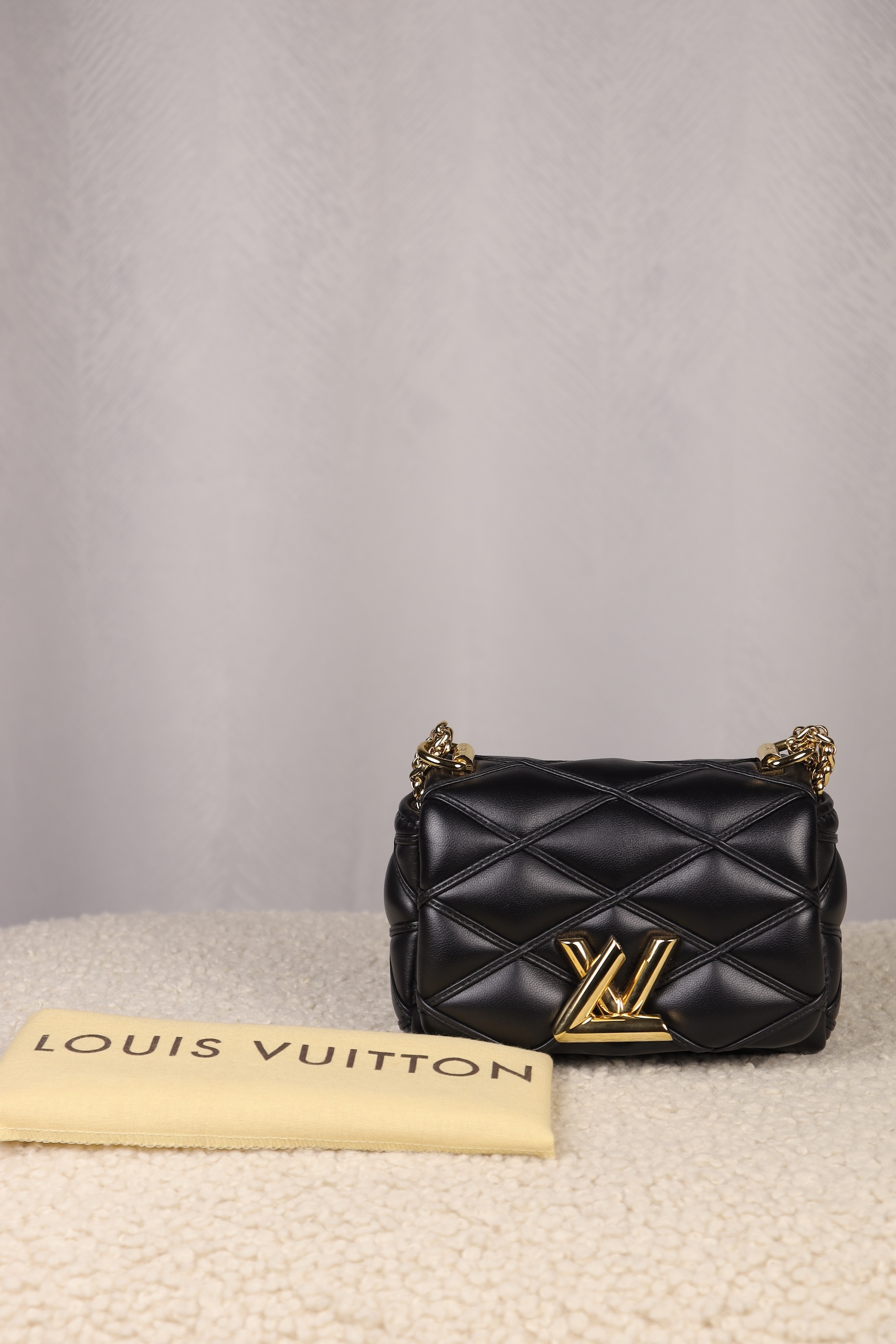 Louis Vuitton Pico-Go 14 | Black Leather