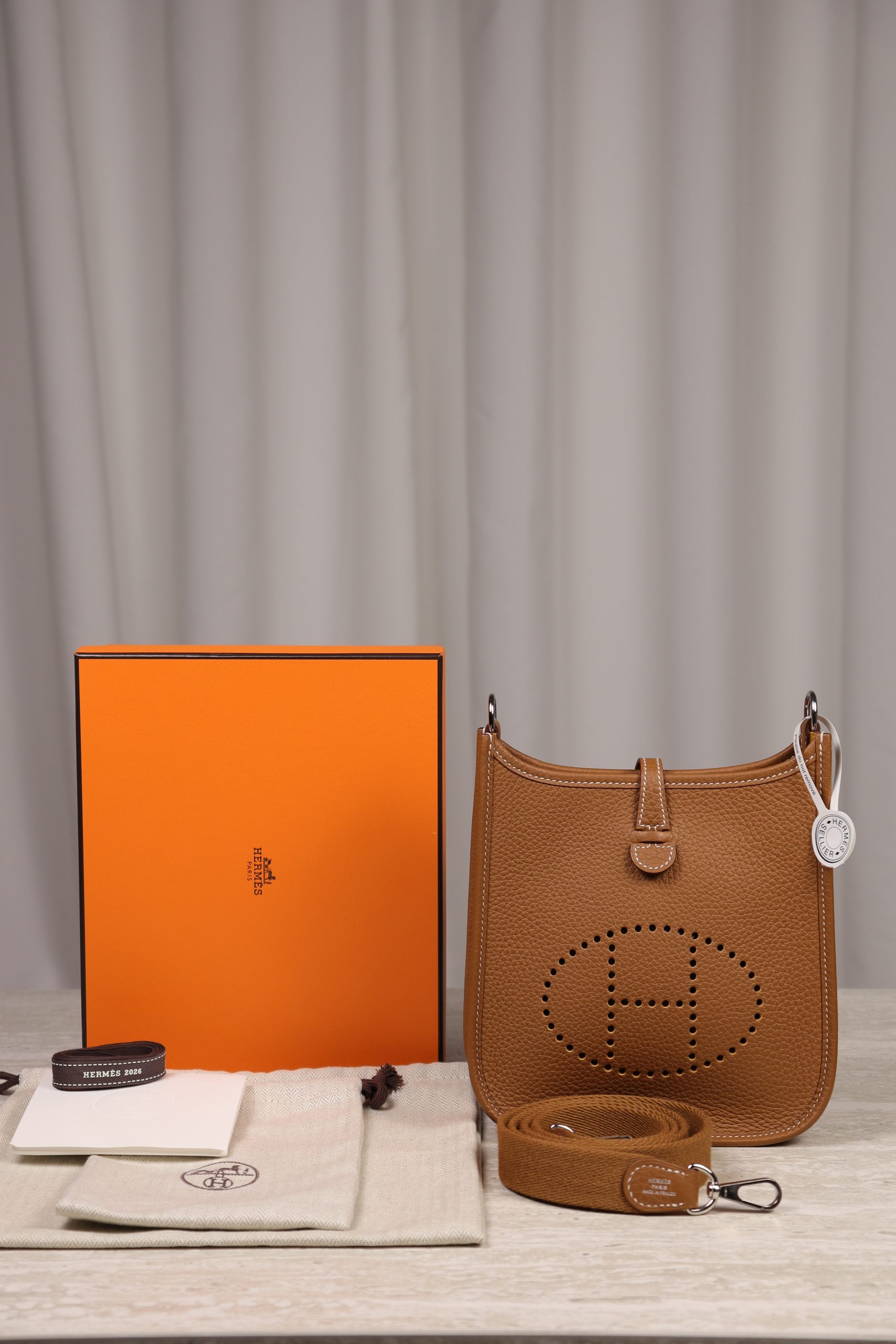 Hermès Mini Evelyne 16 | Gold