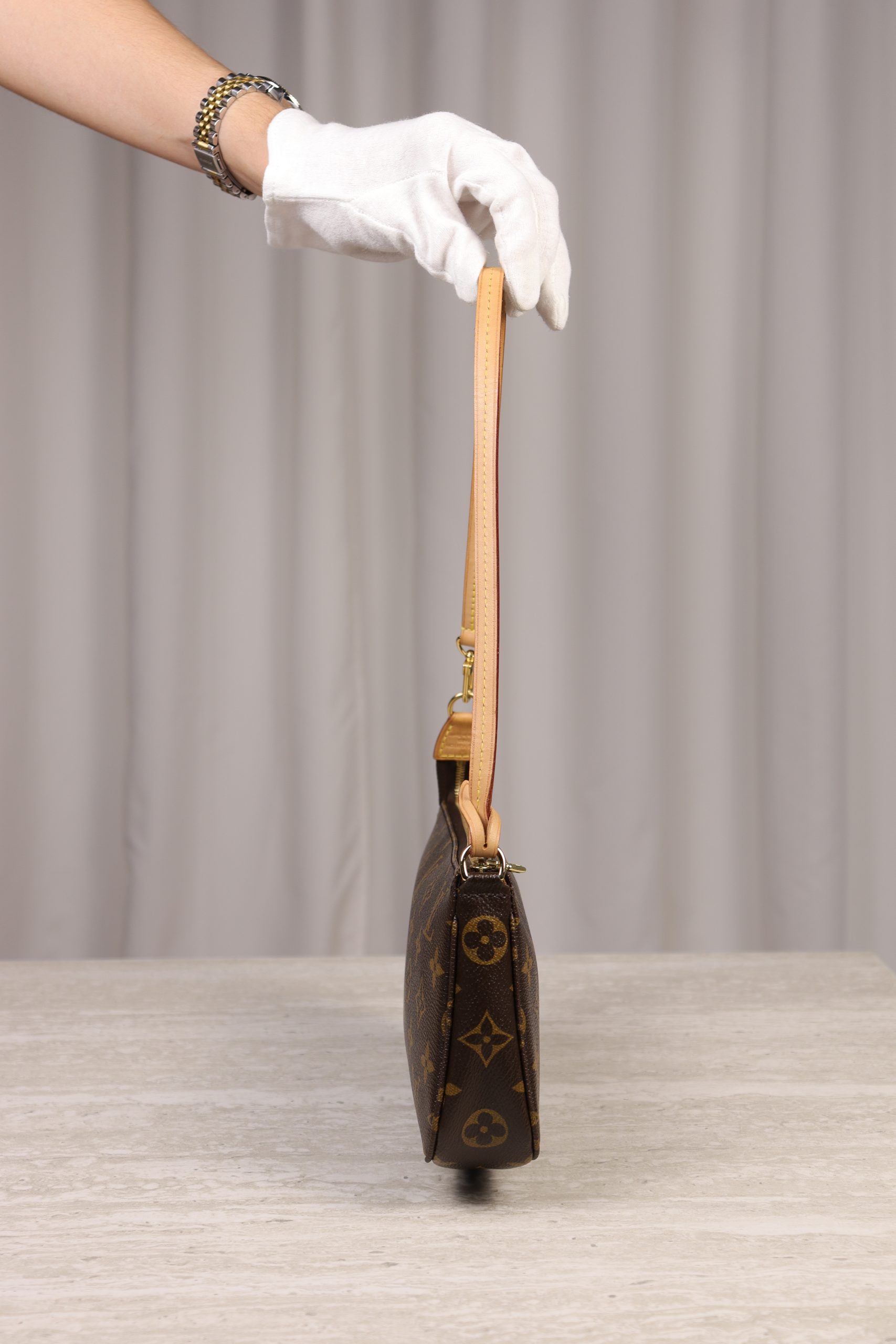Louis Vuitton Pochette Accessoires NM - Image 3