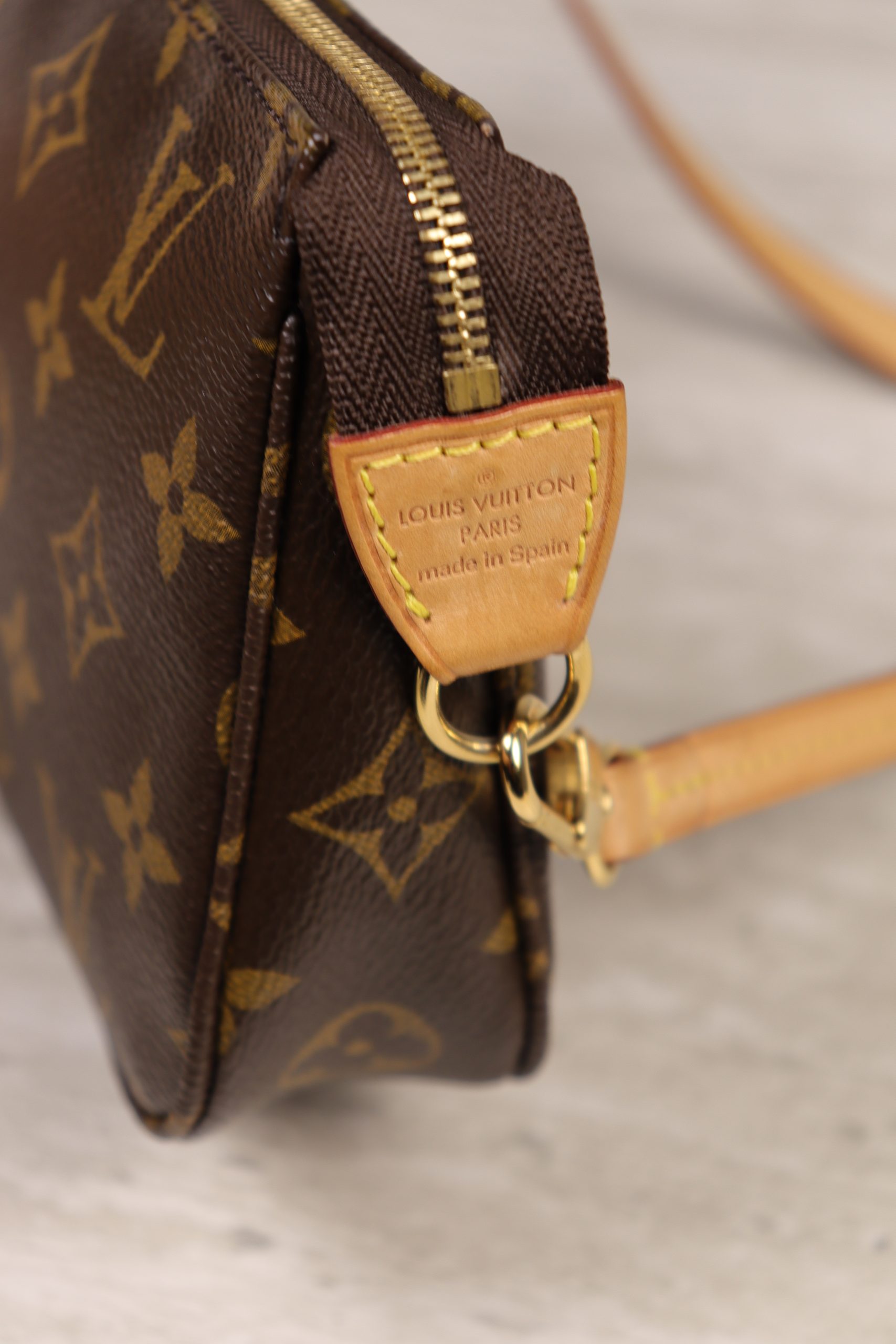 Louis Vuitton Pochette Accessoires NM - Image 8
